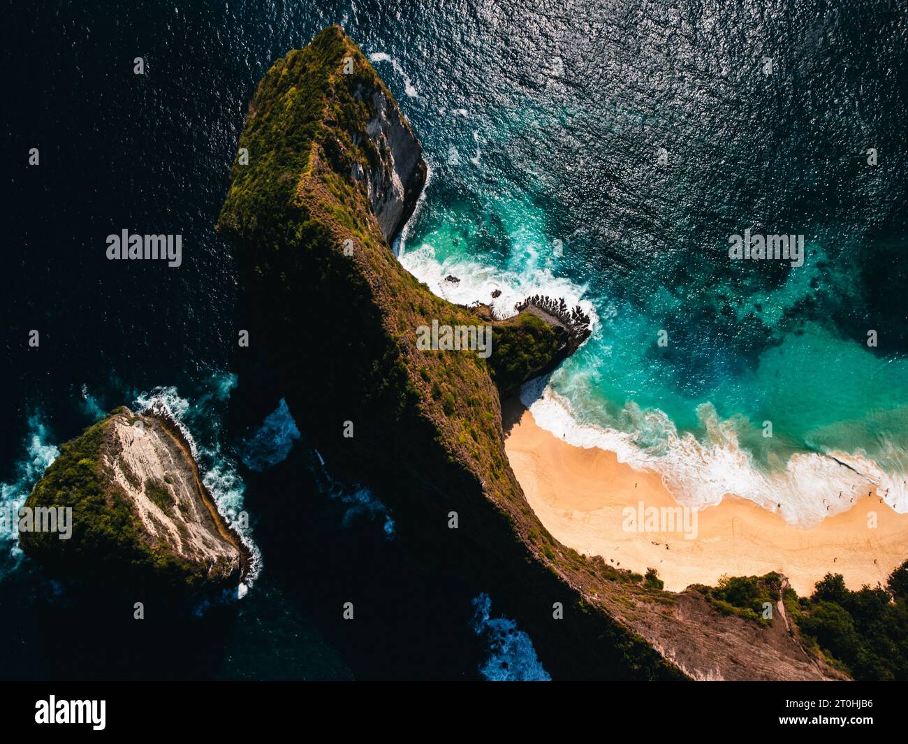 Kelingking Beach mit Drohne Stockfoto