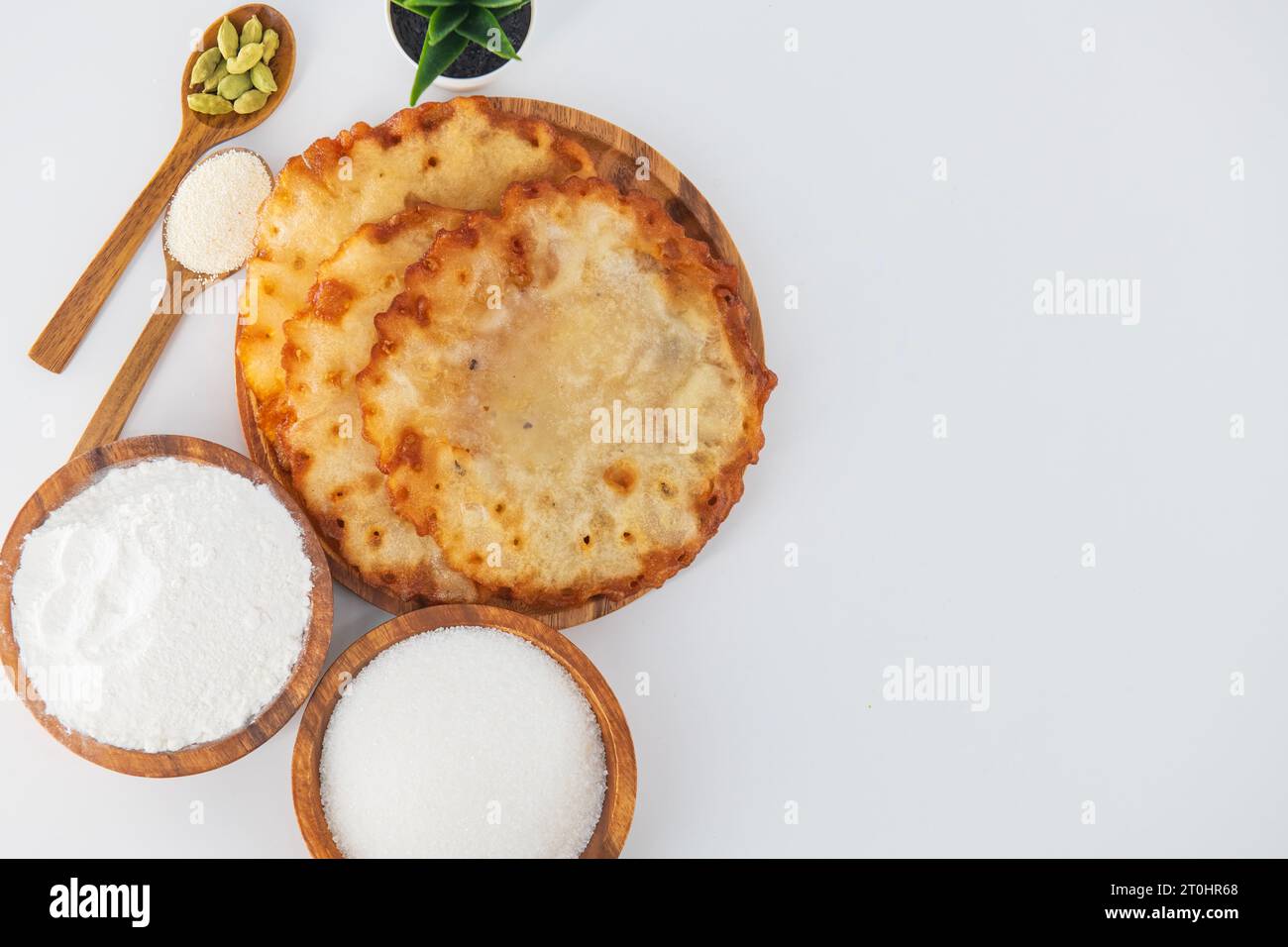 Frisches sooji süßes Appam-Rezept, zubereitet mit rava und maida. Rava süßes Appam-Rezept für Schlangen am Abend oder Snack zur Teamzeit. Köstliches südindisches Süßes Stockfoto