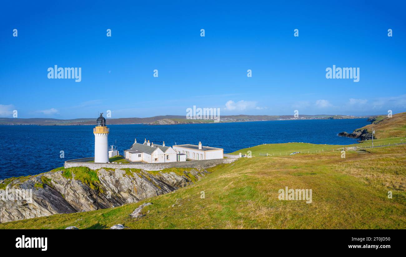 Bressay Lighthouse mit Blick auf das Festland, Bressay, Shetland, Schottland, Großbritannien Stockfoto