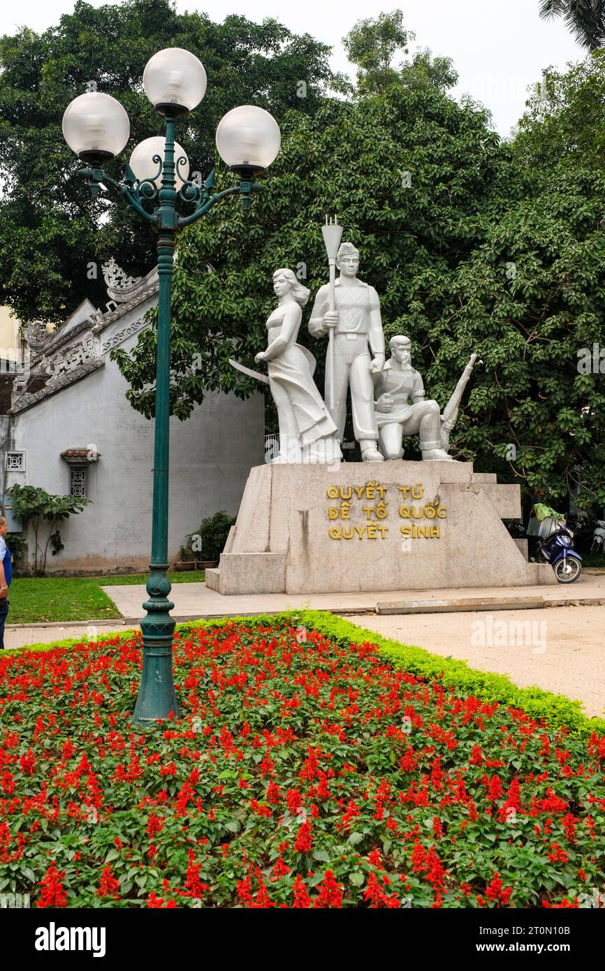Hanoi, Vietnam. Denkmal für die Toten, die für die Unabhängigkeit von den Franzosen kämpfen. Stockfoto