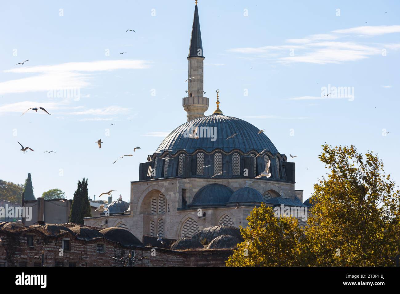 Foto der Moschee. Rustem Pasa Moschee in Istanbul. Hintergrundfoto Ramadan oder islamisches Konzept. Stockfoto