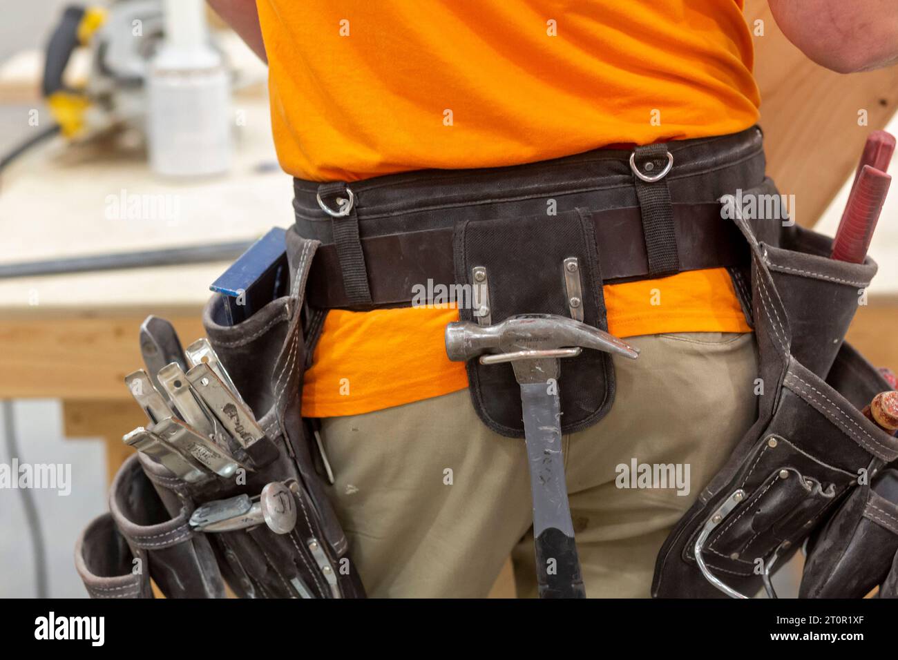 Detroit, Michigan – Auszubildende Schreiner und Mühlenbauer lernen ihre beruflichen Fähigkeiten beim Michigan Regional Council of Carpenters and Millwrights Training cen Stockfoto