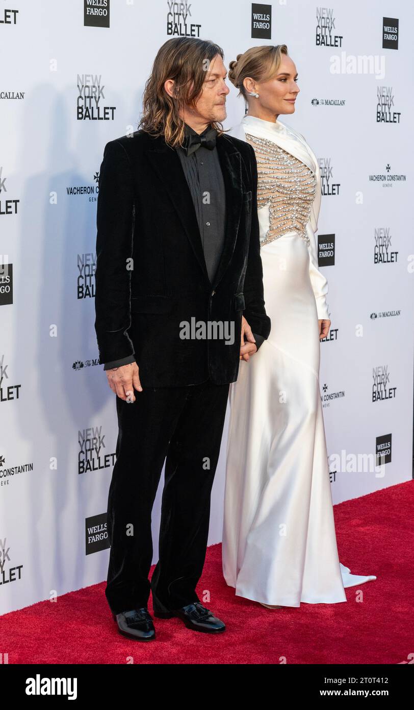 Norman Reedus und Diane Kruger nehmen am 5. Oktober 2023 an der New York City Ballet Fall Fashion Gala im David Koch Theater in New York Teil Stockfoto