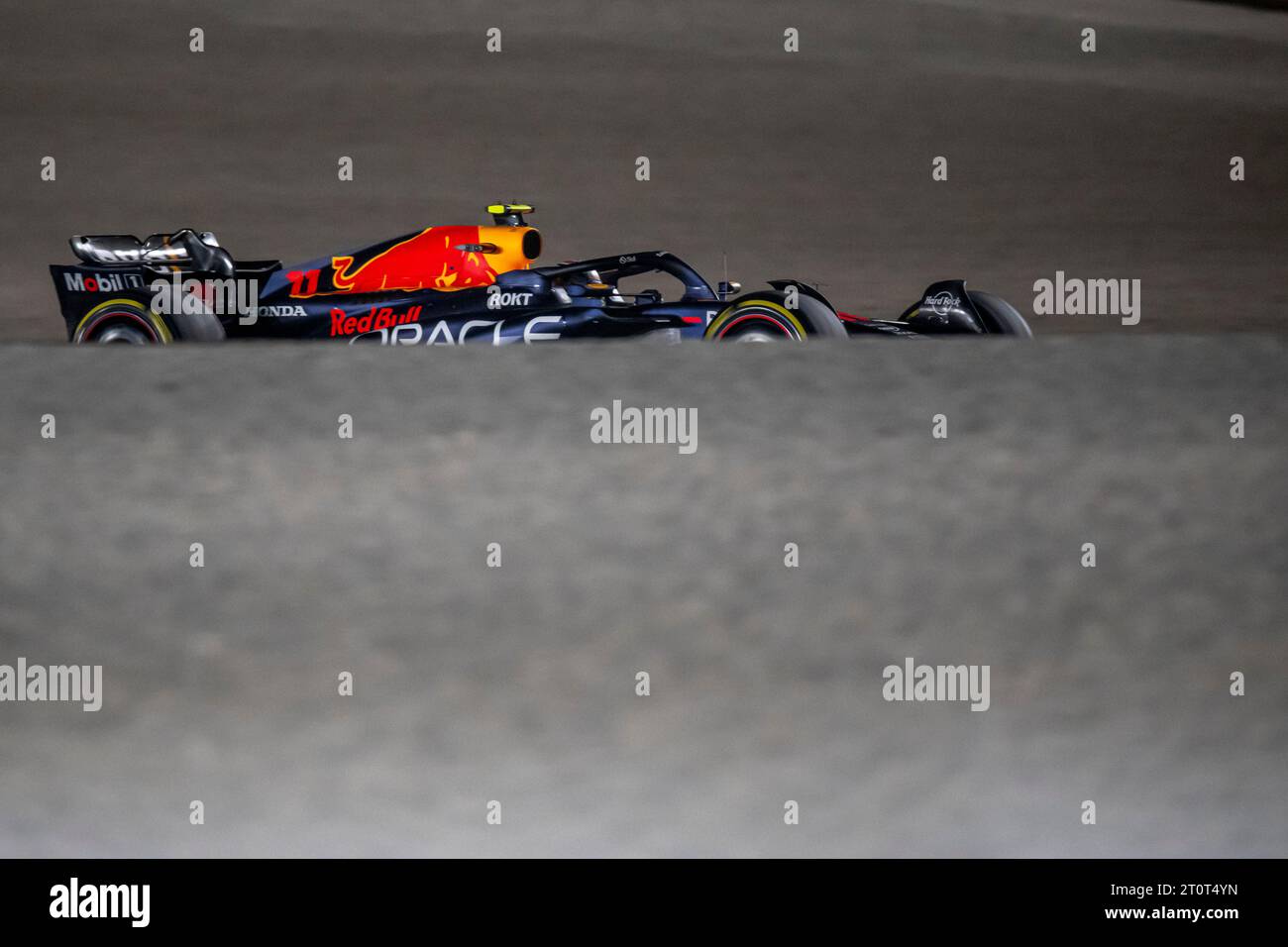 Lusail, Losail, 8. Oktober 2023, Sergio Perez, aus Mexiko, tritt für Red Bull Racing an. Renntag, Runde 18 der Formel-1-Meisterschaft 2023. Quelle: Michael Potts/Alamy Live News Stockfoto