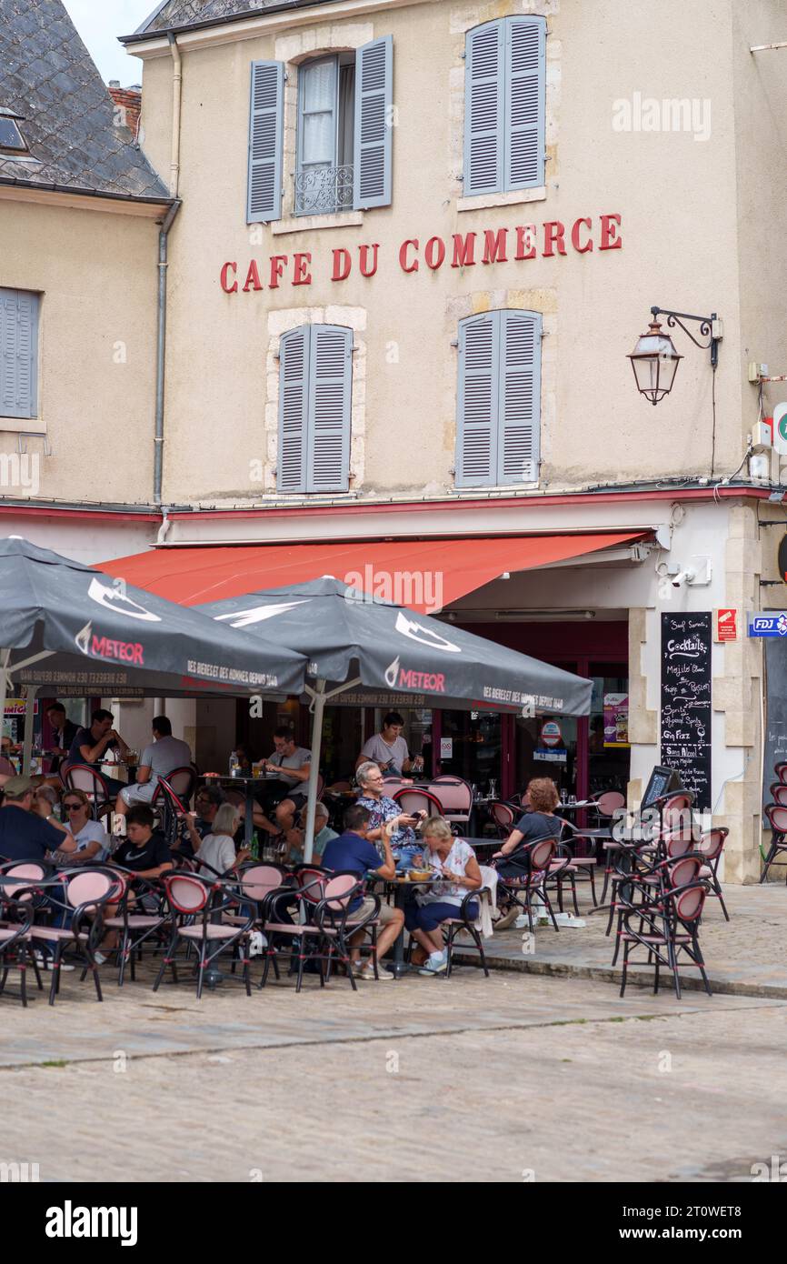 Marktstadt La Chatre im Südosten des Departements Indre, Frankreich Stockfoto