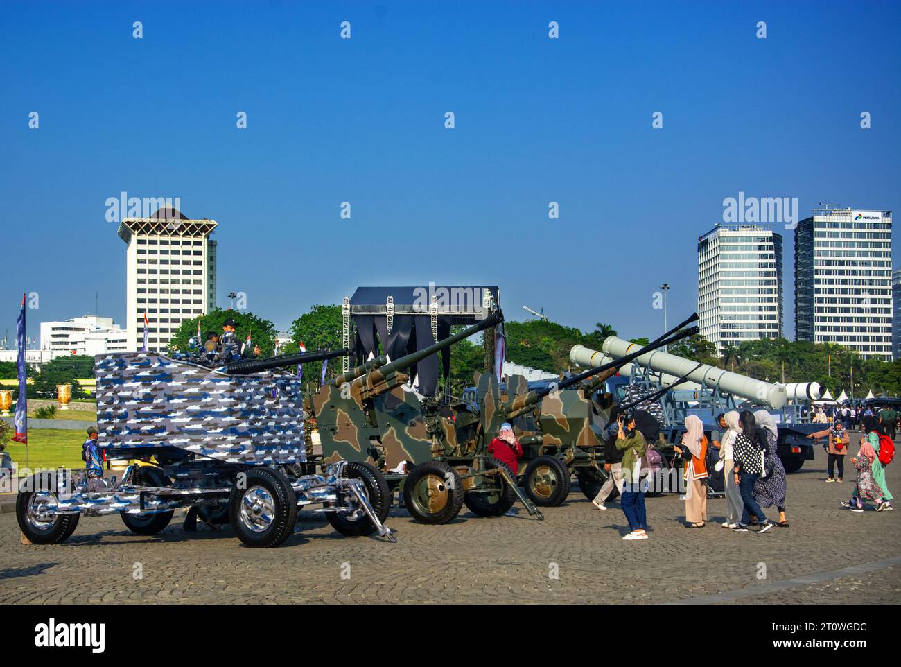 Indonesische Armee-Kampffahrzeugparade in Jakarta. Stockfoto