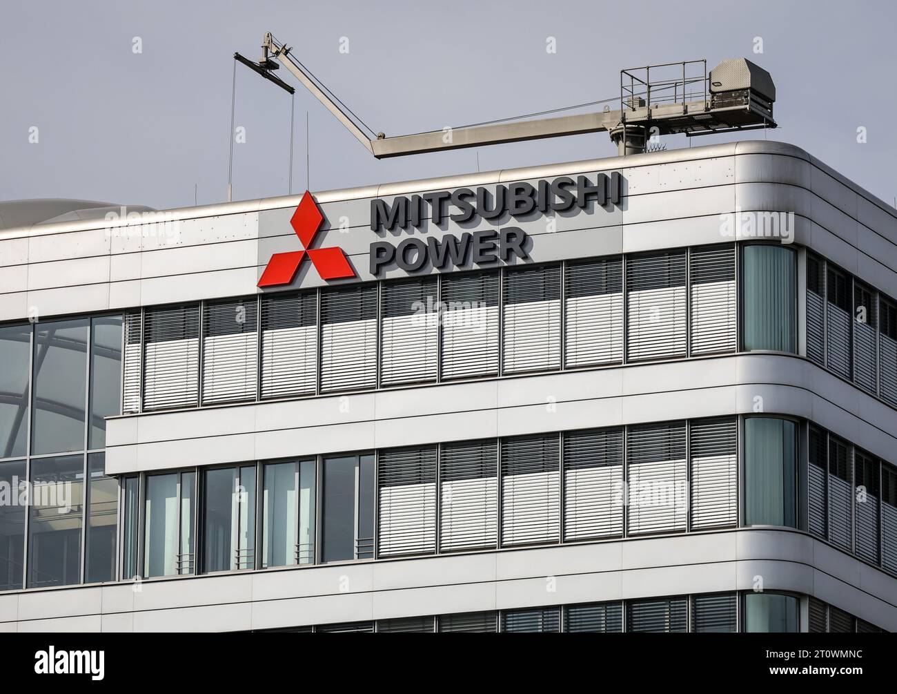 Duisburg, Ruhrgebiet, Nordrhein-Westfalen, Deutschland - Mitsubishi Power Europe GmbH, Buerogebaeude im Innenhafen Duisburg. Stockfoto