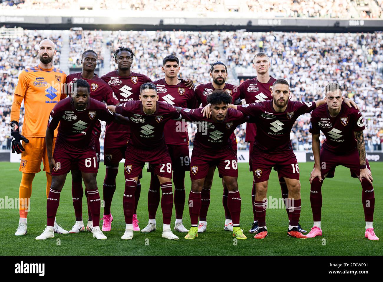 Spieler des Torino FC posieren für ein Mannschaftsfoto vor dem Fußballspiel der Serie A zwischen Juventus FC und Torino FC. Stockfoto