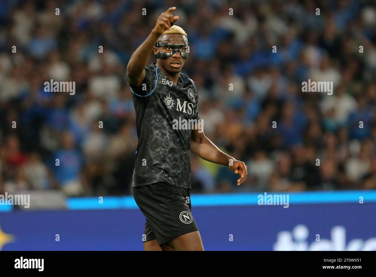 Victor Osimhen vom SSC Napoli Gesten während des Spiels der Serie A zwischen SSC Napoli und ACF Fiorentina im Stadio Maradona am 08. Oktober 2023 in Neapel. Stockfoto