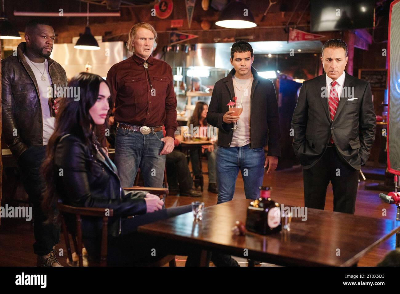 EXPEND4BLES (auch bekannt als THE EXPENDABLES 4), von links 50 Cent, Megan Fox, Dolph Lundgren