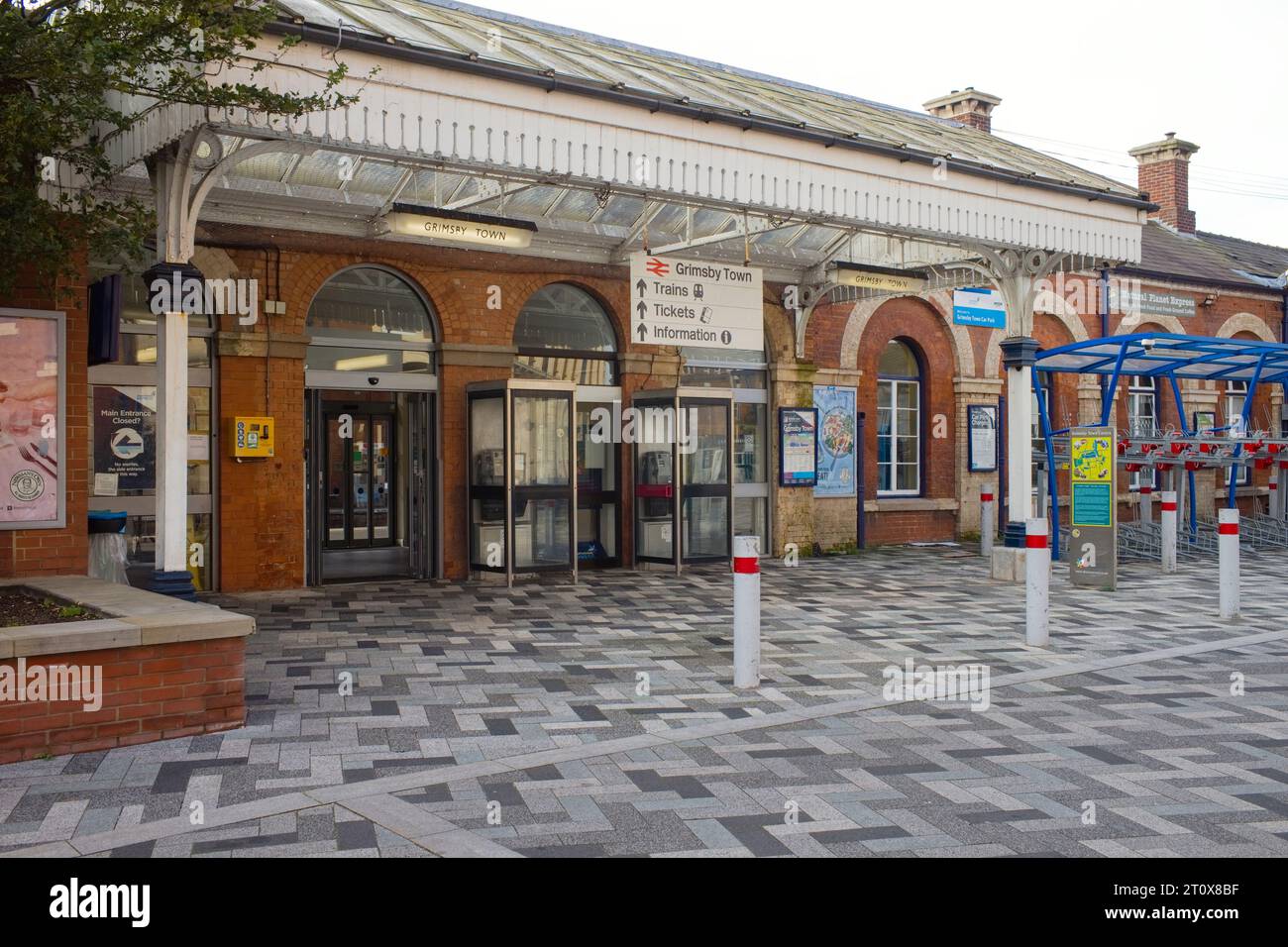 Außenansicht des Bahnhofs Grimsby Town Stockfoto