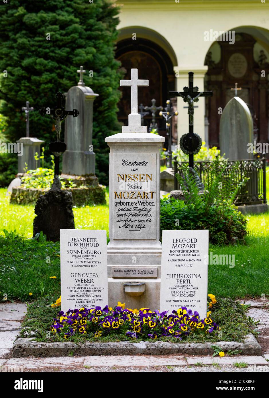 Grab von Leopold und Constanze Mozart, Sebastian Friedhof, Kirche St. Sebastian, Salzburg, Österreich Stockfoto