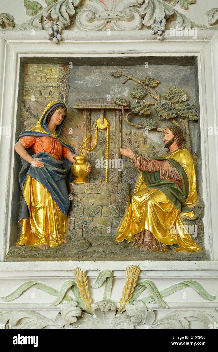 Erleichterung, Jesus und die Frau in Jakobs Brunnen, katholische Kapelle von St. Rochus und Sebastian in Eisenbolz, Gemeinde Weitnau, Allgaeu, Bayern Stockfoto