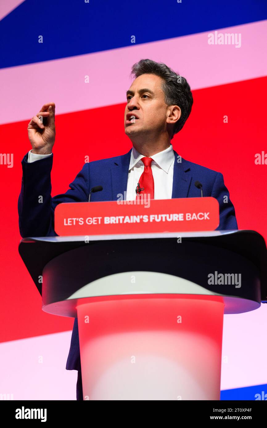 London, Großbritannien. 9. Oktober 2023. Ed Miliband Abgeordnete spricht während der Labour Party Konferenz in Liverpool. Das Foto sollte lauten: Matt Crossick/Empics/Alamy Live News Stockfoto