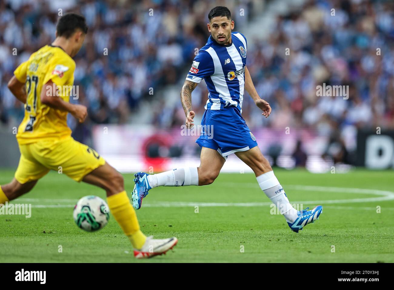 Alan Varela, Spieler des FC Porto in Aktion, während der Portugal League 2023/24 - Meisterschaft am Spieltag Stockfoto