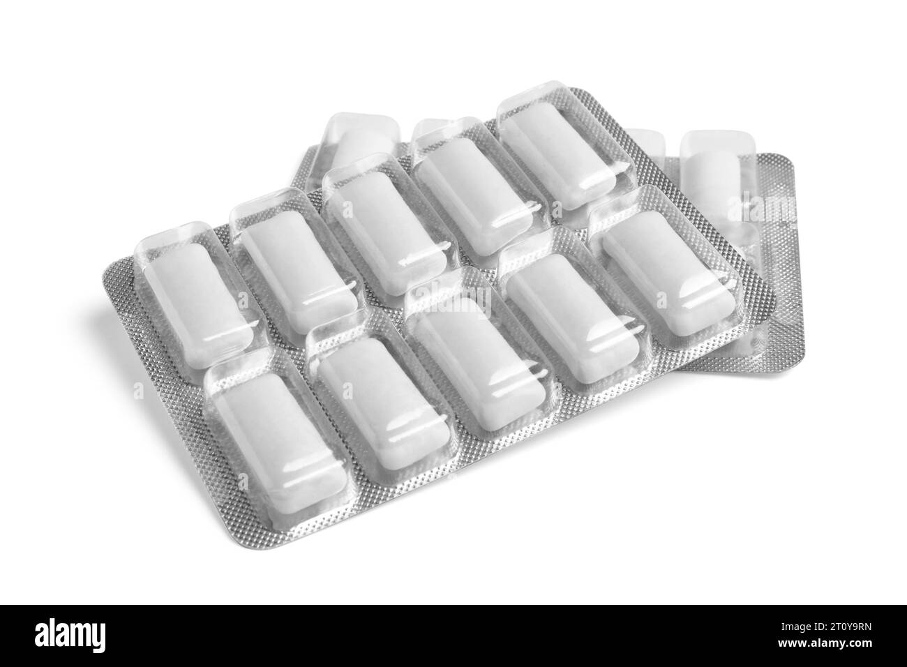 Blasen von Kaugummi isoliert auf weiß Stockfoto