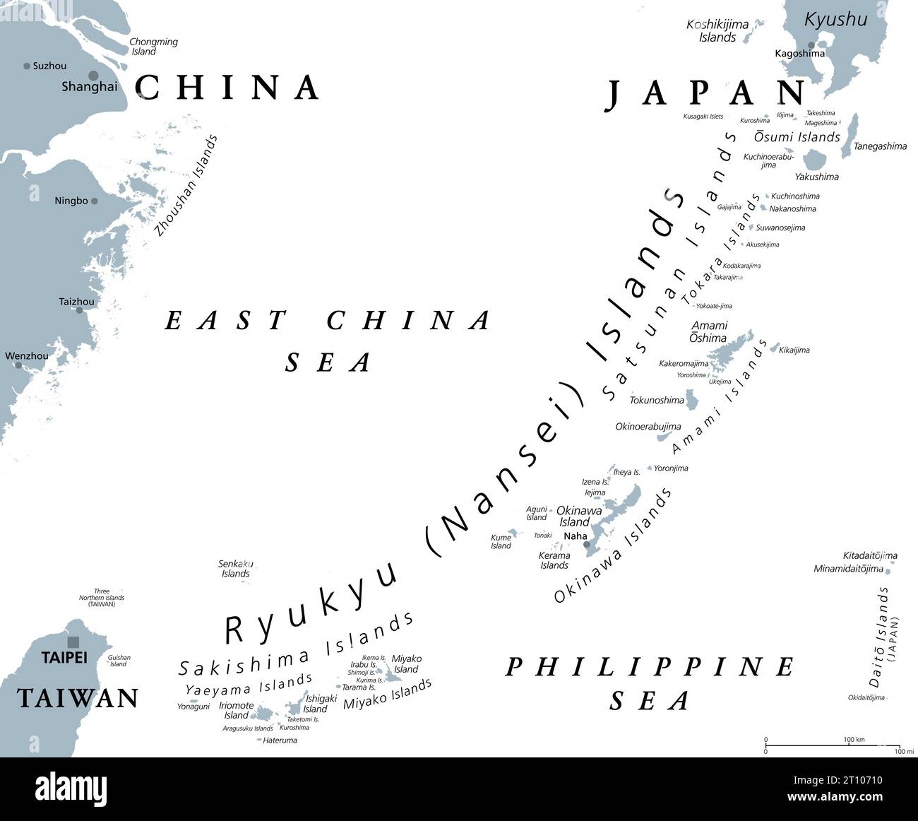 Ryukyu-Inseln oder Nansei-Inseln, graue politische Karte. Ryukyu Arc, eine japanische, überwiegend vulkanische Inselkette, die sich von Kyushu bis zur Yonaguni-Insel erstreckt. Stockfoto