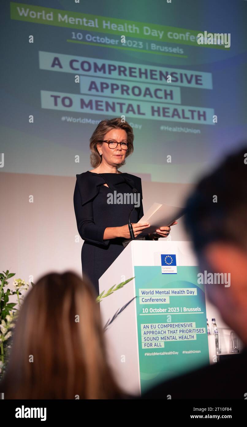 Königin Mathilde von Belgien hält eine Rede bei einem königlichen Besuch auf der Konferenz „an EU Comprehensive Approach that Prioritises gesunden psychischen Gesundheit for all“, die von EU-Kommissar KYRIAKIDES im Rahmen des Internationalen Tages der psychischen Gesundheit am Dienstag, den 10. Oktober 2023, in Brüssel organisiert wurde. BELGA FOTO BENOIT DOPPAGNE Stockfoto