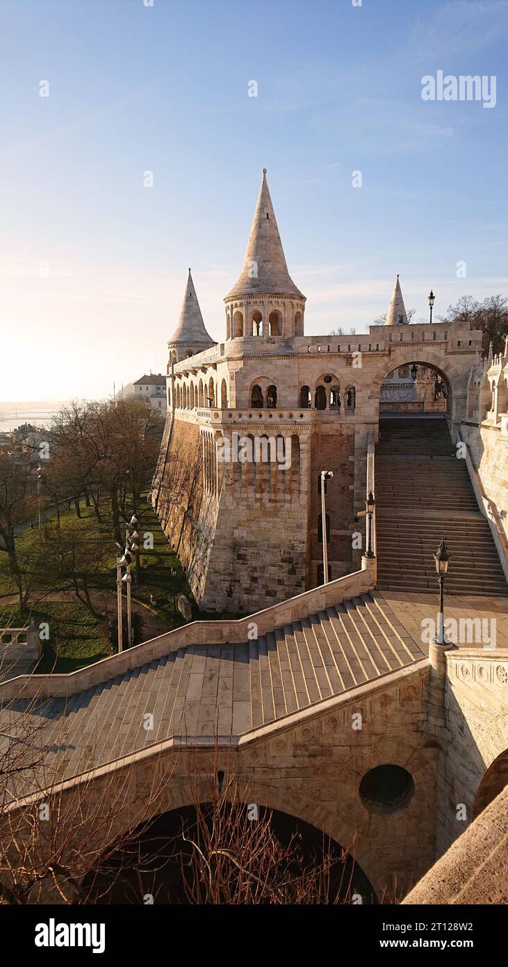 Budapest Ungarn Ausblick über die Stadt fischerbastei parlamentsgebäude Licht Sonnenaufgang Stockfoto