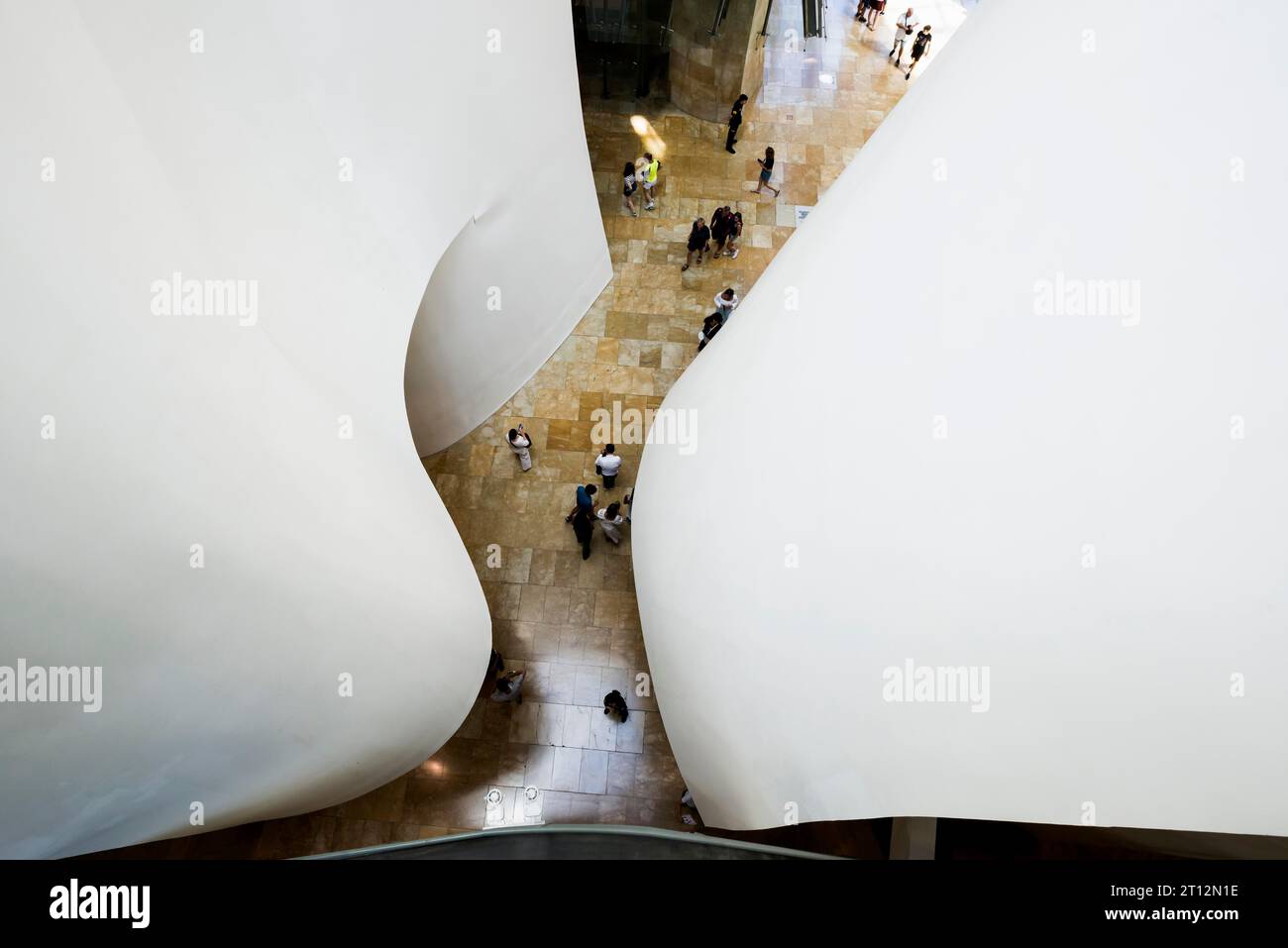 Guggenheim Museum, Architekt Frank Gehry, Eingangshalle, Innenansicht, Bilbao, Baskenland, Spanien Stockfoto