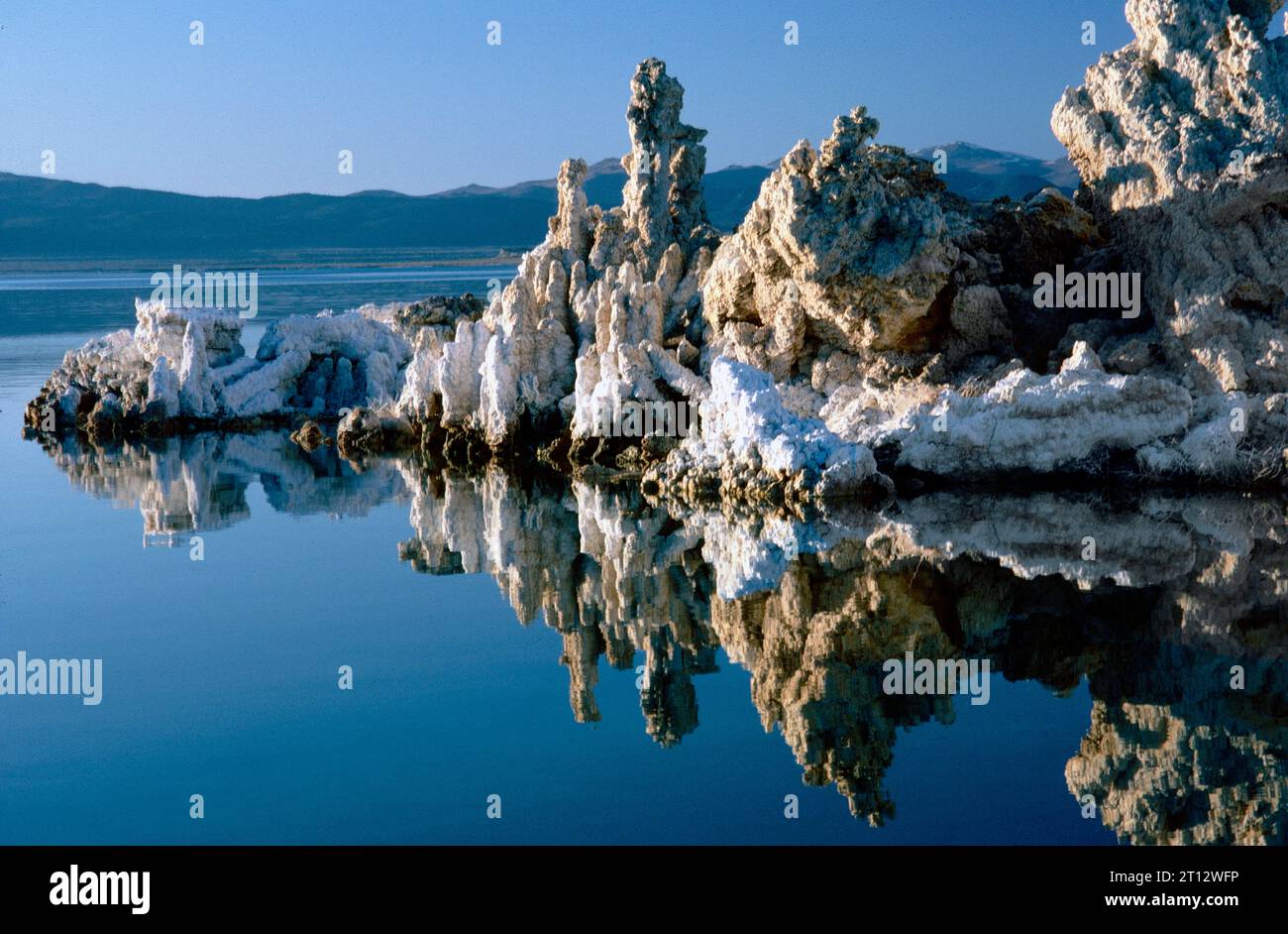 Tuffstein-Formationen, Mono Lake, Kalifornien, Stockfoto