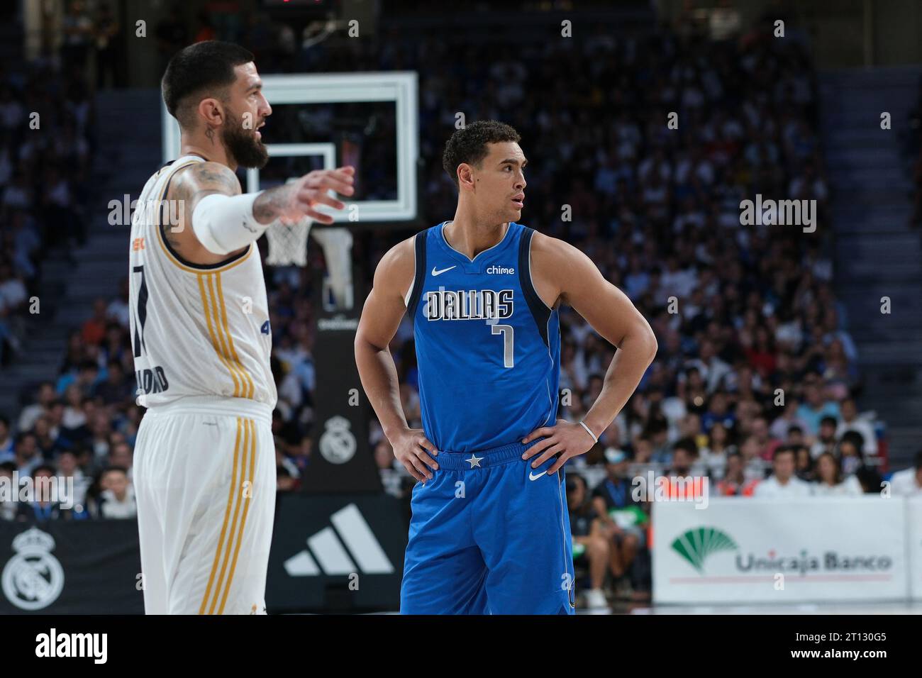 Dwight Powell von Dallas Mavericks während des Ausstellungsspiels zwischen Dallas Mavericks und Real Madrid im Wizink Center am 10. Oktober 2023 in Madrid, S Stockfoto