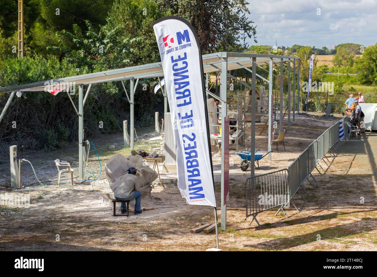 Bayssan-Szene. 5ᵉ Internationales Symposium der Skulptur auf Heraultais-Marmor. Artist in Residence. Villa David. Beziers, Occitanie, Frankreich Stockfoto