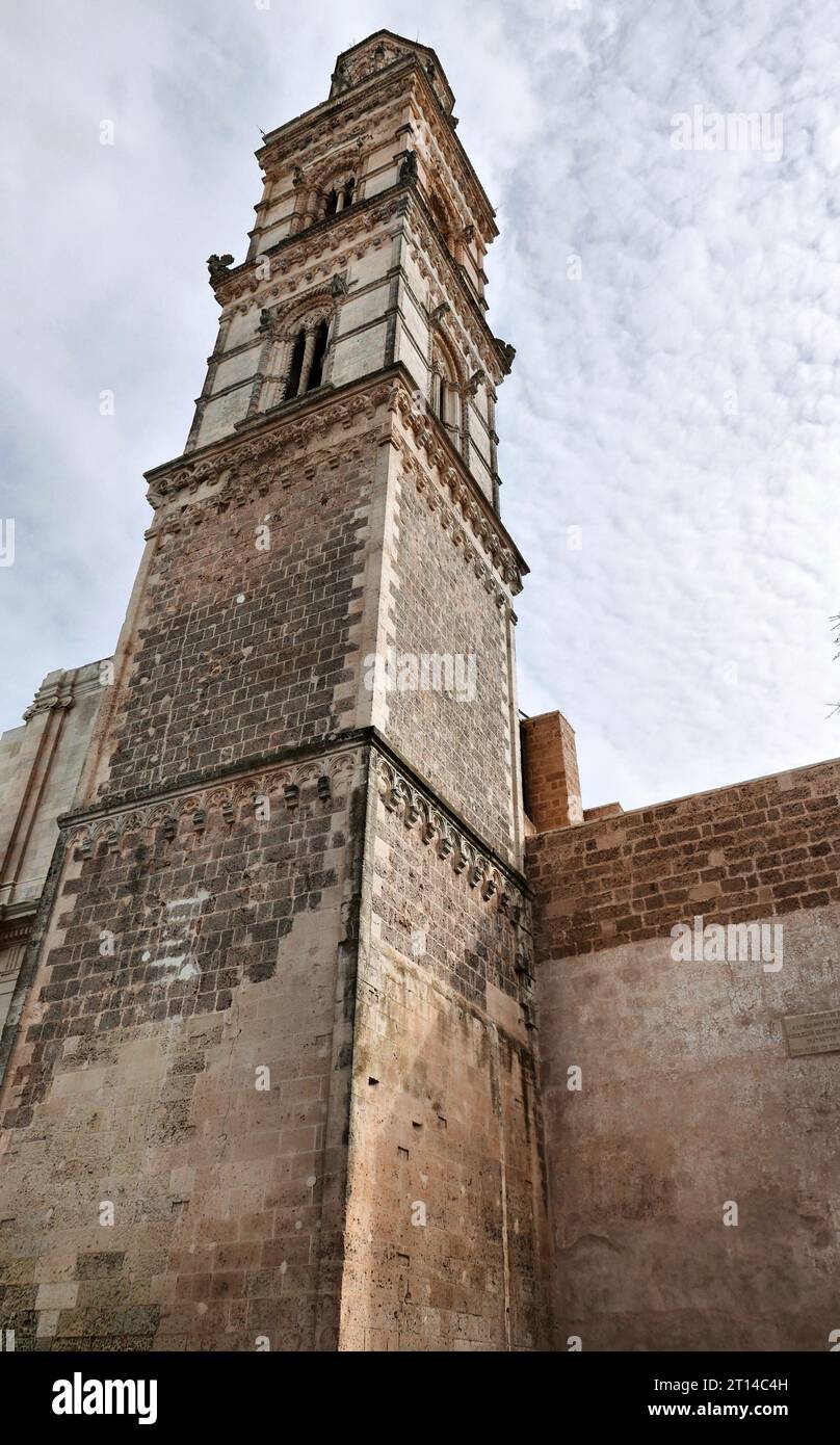 SOLETO, ITALIEN Santa Maria Assunta Kirche, der hohe Turm genannt Guglia Stockfoto