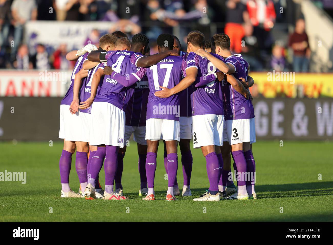 firo: 09/22/2023 Fußball: 2. Bundesliga VfL Osnabruck - HSV Hamburg HSV Hamburg Hamburg Hamburg 2:1 Mannschaft, Mannschaftsbezirk, Stockfoto