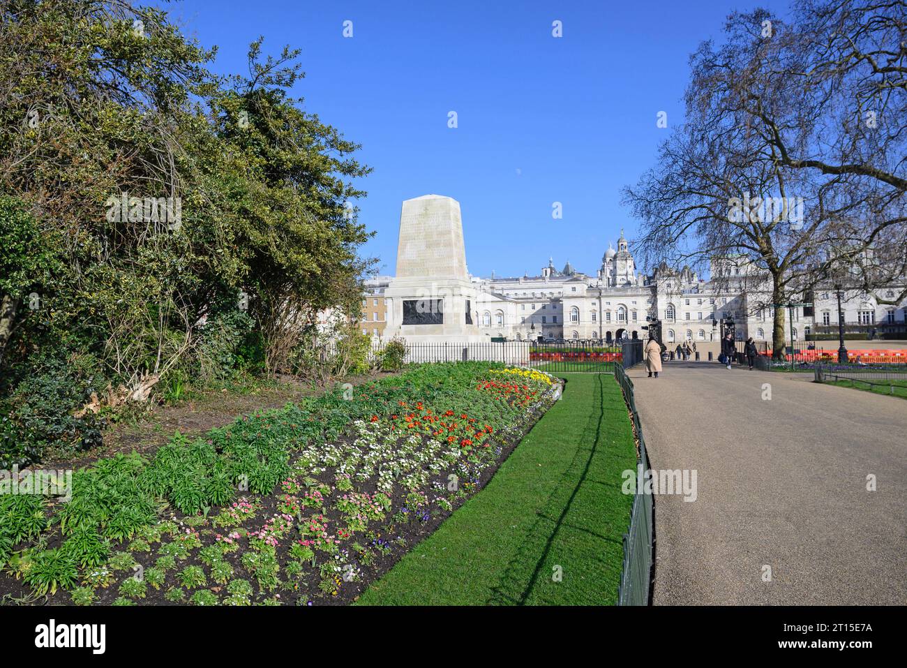 London, England, UK. Die Wachen gg Memorial (Harold Charlton Bradshaw/Gilbert Ledward; 1926) Horse Guards Parade Stockfoto