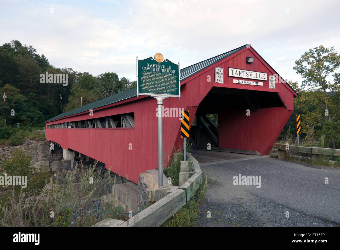 Taftsville Covered Bridge, Taftsville Village of Woodstock, Vermont, Vereinigte Staaten. Stockfoto