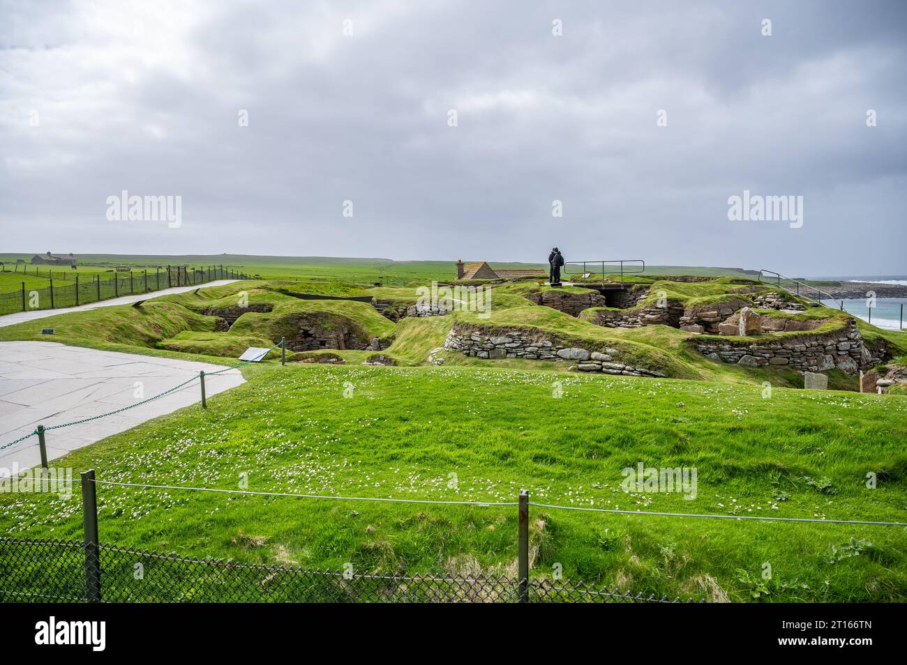 Skara Brae prähistorisches Dorf auf Orkney Island, Schottland, Weitwinkelaufnahme Stockfoto