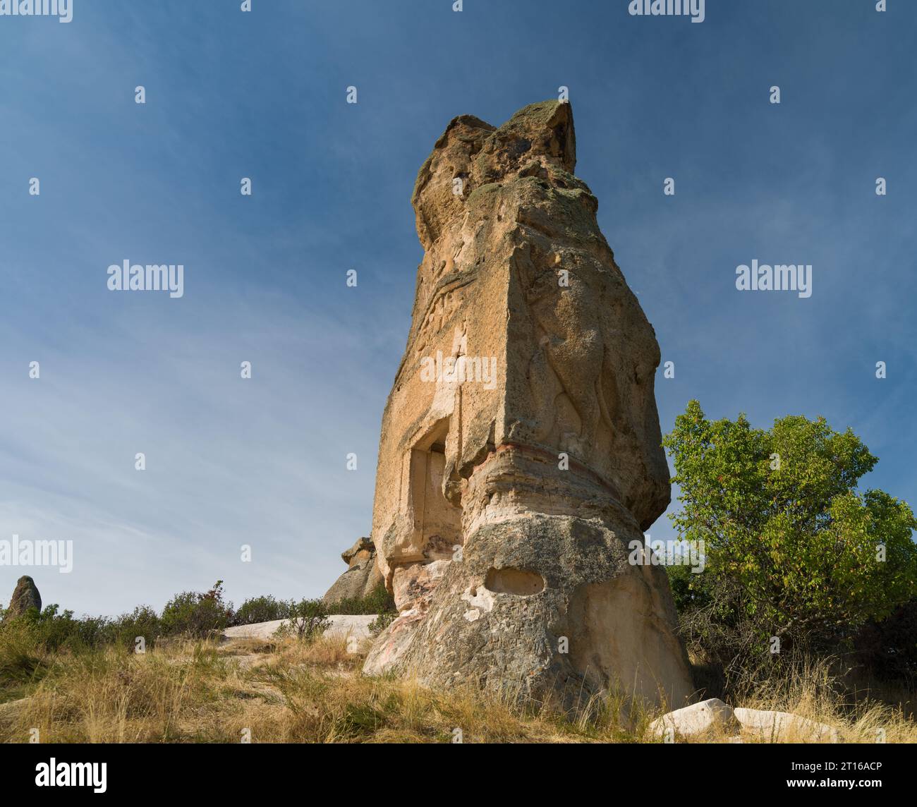 Aslankaya Tempel. Phrygische Zivilisationsschrift. Einer der wichtigsten historischen Punkte des Phrygianischen Tals. Afyonkarahisar, Türkei Stockfoto