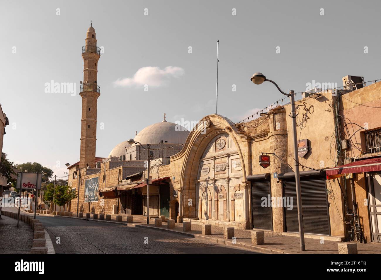 Jaffa, Israel – 10. Oktober 2023: Die Mahmoudiya-Moschee ist die größte und bedeutendste Moschee in Jaffa, heute Teil der größeren Stadt Tel Aviv-Y Stockfoto