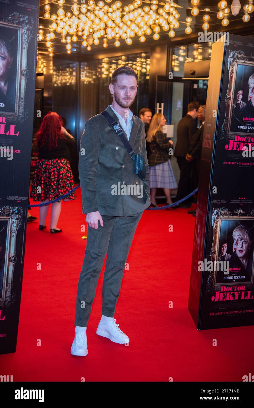 London, Großbritannien. Oktober 2023. Grant Donaldson nimmt an der Doctor Jekyll World Premiere am Odeon Luxe Leicester Square Teil. (Foto: Loredana Sangiuliano/SOPA Images/SIPA USA) Credit: SIPA USA/Alamy Live News Stockfoto