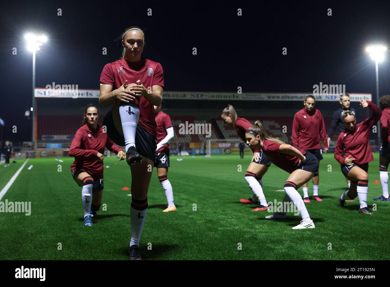 Dagenham, Großbritannien. Oktober 2023. Action vom FA Womens Continental League Cup Spiel zwischen West Ham United und Charlton Athletic im Chigwell Construction Stadium in Dagenham, England. (James Whitehead/SPP) Credit: SPP Sport Press Photo. /Alamy Live News Stockfoto