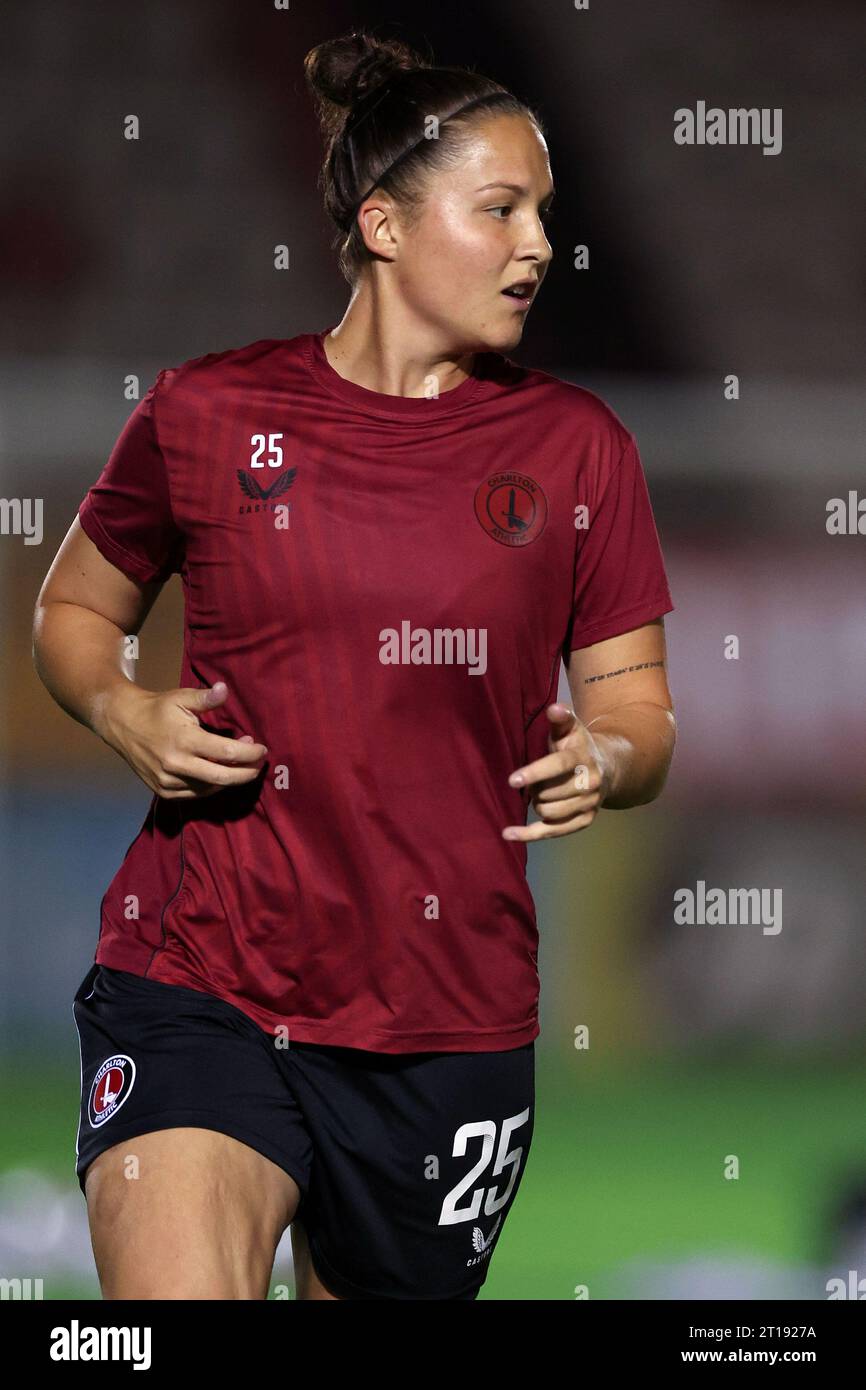 Dagenham, Großbritannien. Oktober 2023. Action vom FA Womens Continental League Cup Spiel zwischen West Ham United und Charlton Athletic im Chigwell Construction Stadium in Dagenham, England. (James Whitehead/SPP) Credit: SPP Sport Press Photo. /Alamy Live News Stockfoto