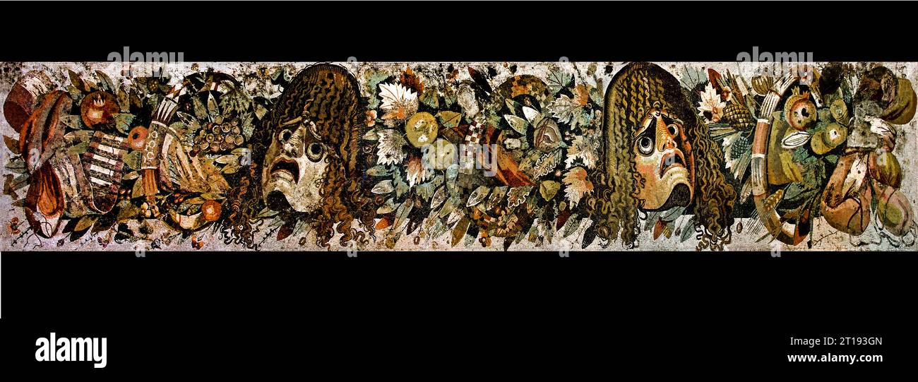 Altes römisches Mosaik einer tragischen dramatischen Maske, Haus des Faun, 1. Jahrhundert v. Chr. Mosaik aus Pompeji Römerstadt befindet sich in der Nähe von Neapel in der Region Kampanien in Italien. Pompeji wurde bei der Eruption des Vesuvs 79 n. Chr. unter 4-6 m vulkanischer Asche und Bimsstein begraben. Italien, Museum, Neapel, Stockfoto