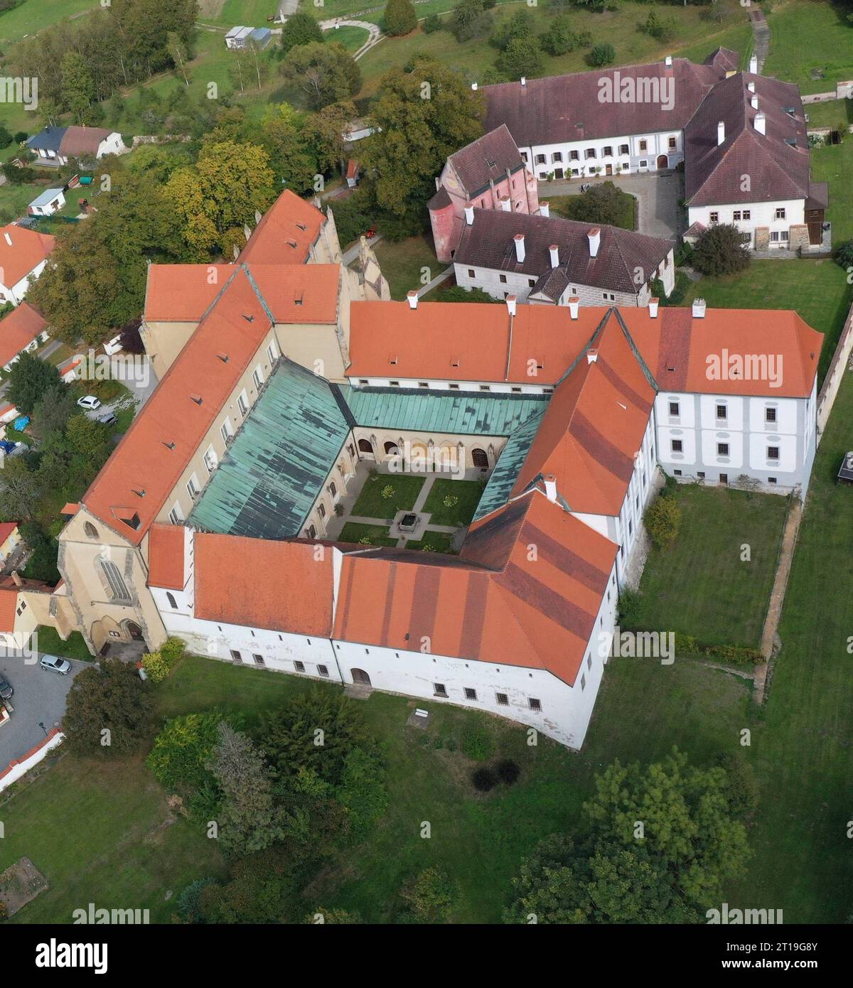Kloster zlata koruna -Fotos und -Bildmaterial in hoher Auflösung - Alamy