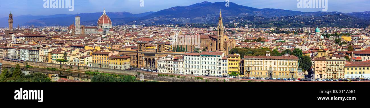 Italien, großartige Wahrzeichen und Städte - Stadt der Kunst und Kultur - Florenz, Panoramablick auf das Stadtzentrum und den Dom Stockfoto