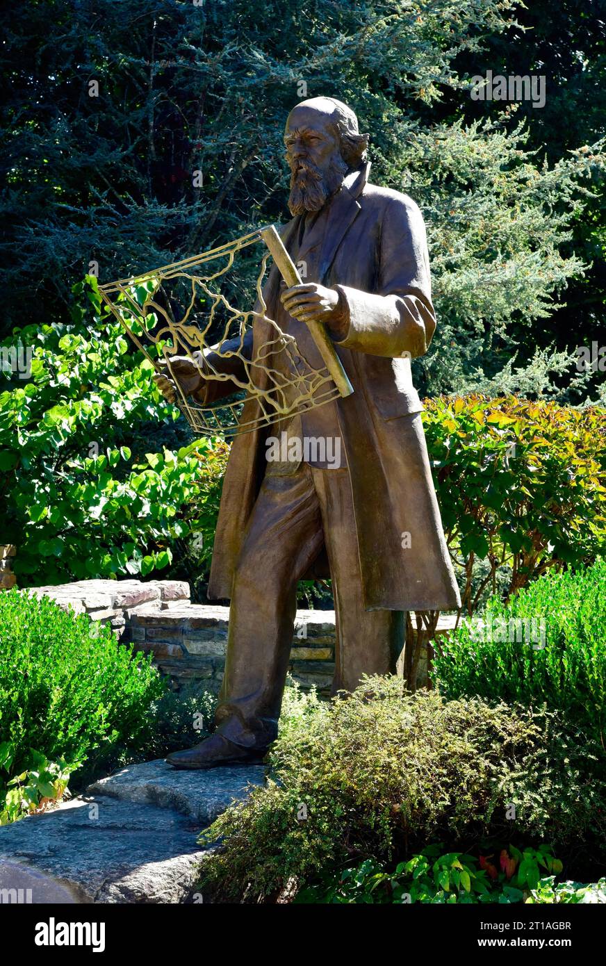 Eine vertikale Statue von Frederick Law Olmstead in Asheville, NC Stockfoto