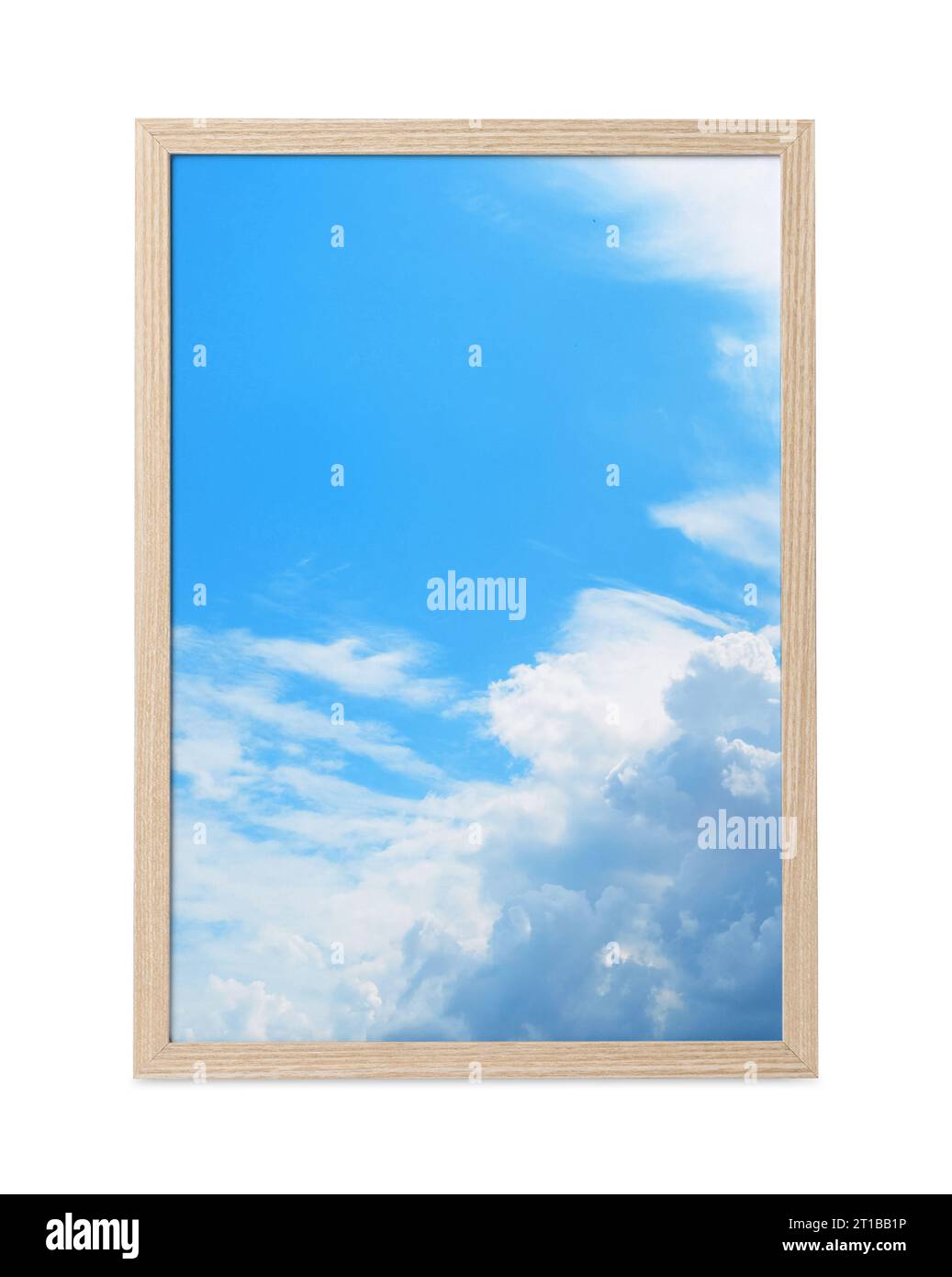 Holzrahmen mit Foto von wunderschönem Himmel und Wolken isoliert auf weiß Stockfoto