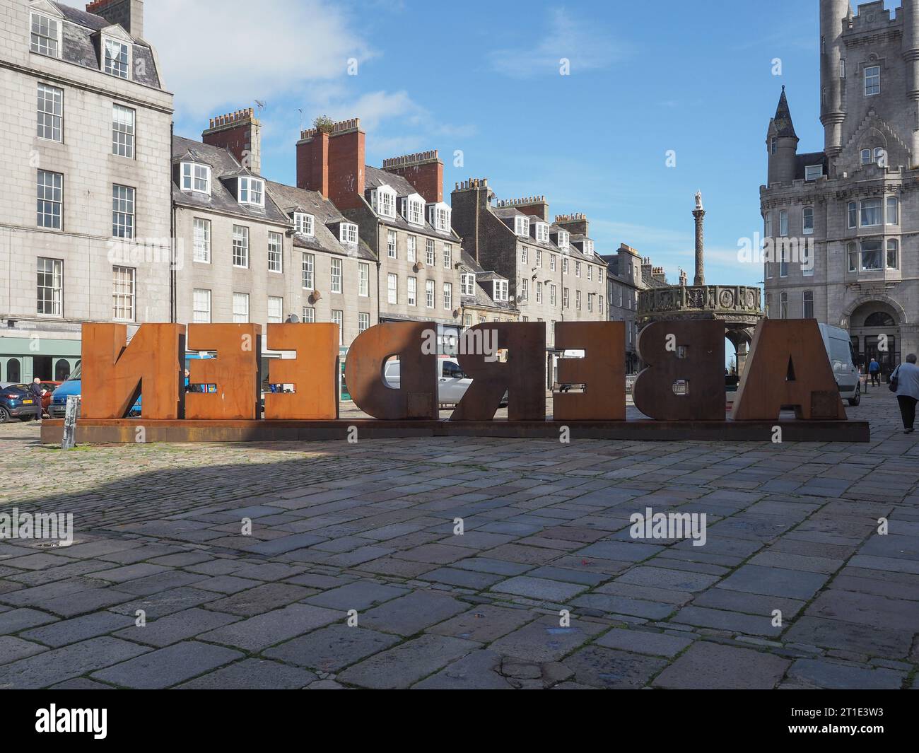 ABERDEEN, Vereinigtes Königreich – 14. SEPTEMBER 2023: Aberdeen City Name Letters in Castlegate Stockfoto