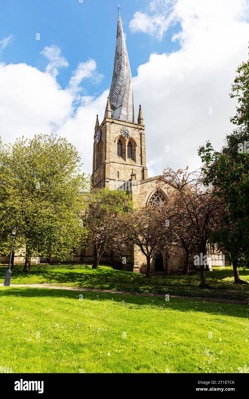 Chesterfield Church, Chesterfield, Derbyshire, Peak District, Großbritannien, England, Chesterfield-Turm, verdrehter Turm, Chesterfield-Kirchturm, krumm Turm Stockfoto