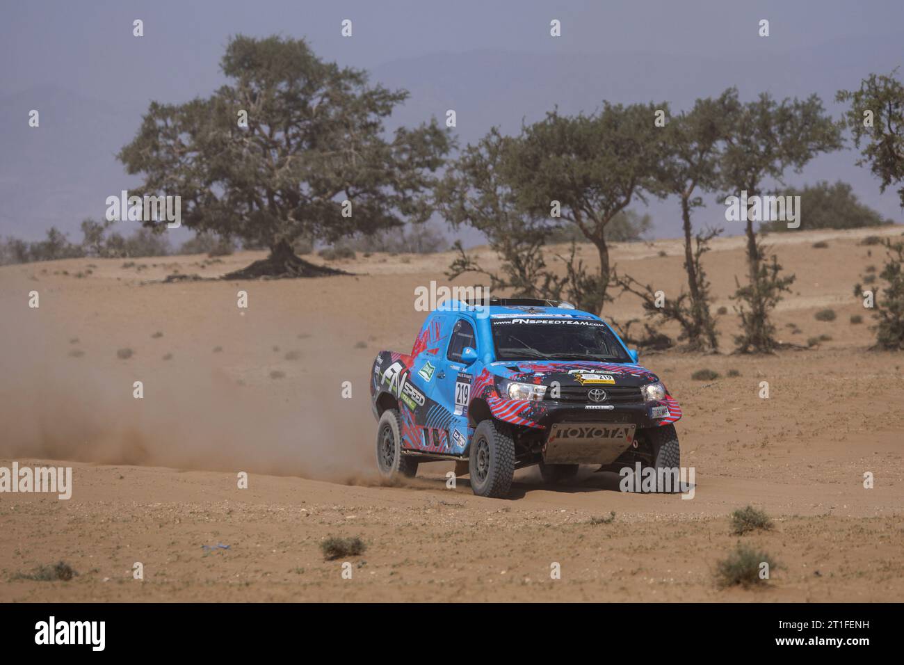 219 NAVARRO Pau (Spa), REIS Gonzalo (PRT), FN Speed Team, Toyota Hilux,  Aktion beim Prolog der Rallye du Maroc 2023, am 13. Oktober 2023 in Agadir,  Marokko Stockfotografie - Alamy