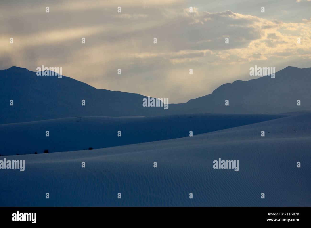 White Sands bei Blue Hour Stockfoto