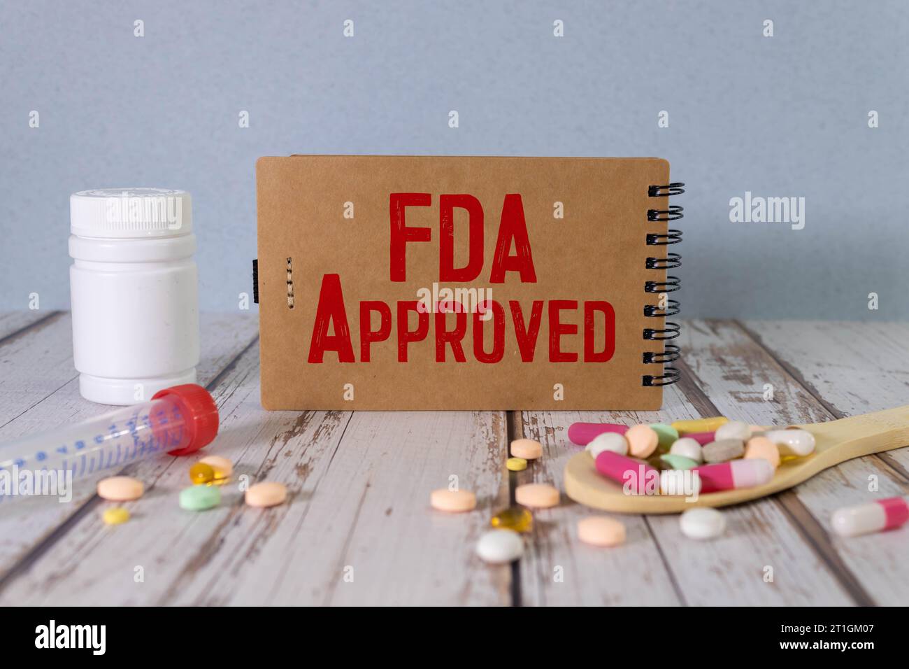 Von der FDA genehmigter Text auf Notizblock, Konzepthintergrund. Stockfoto