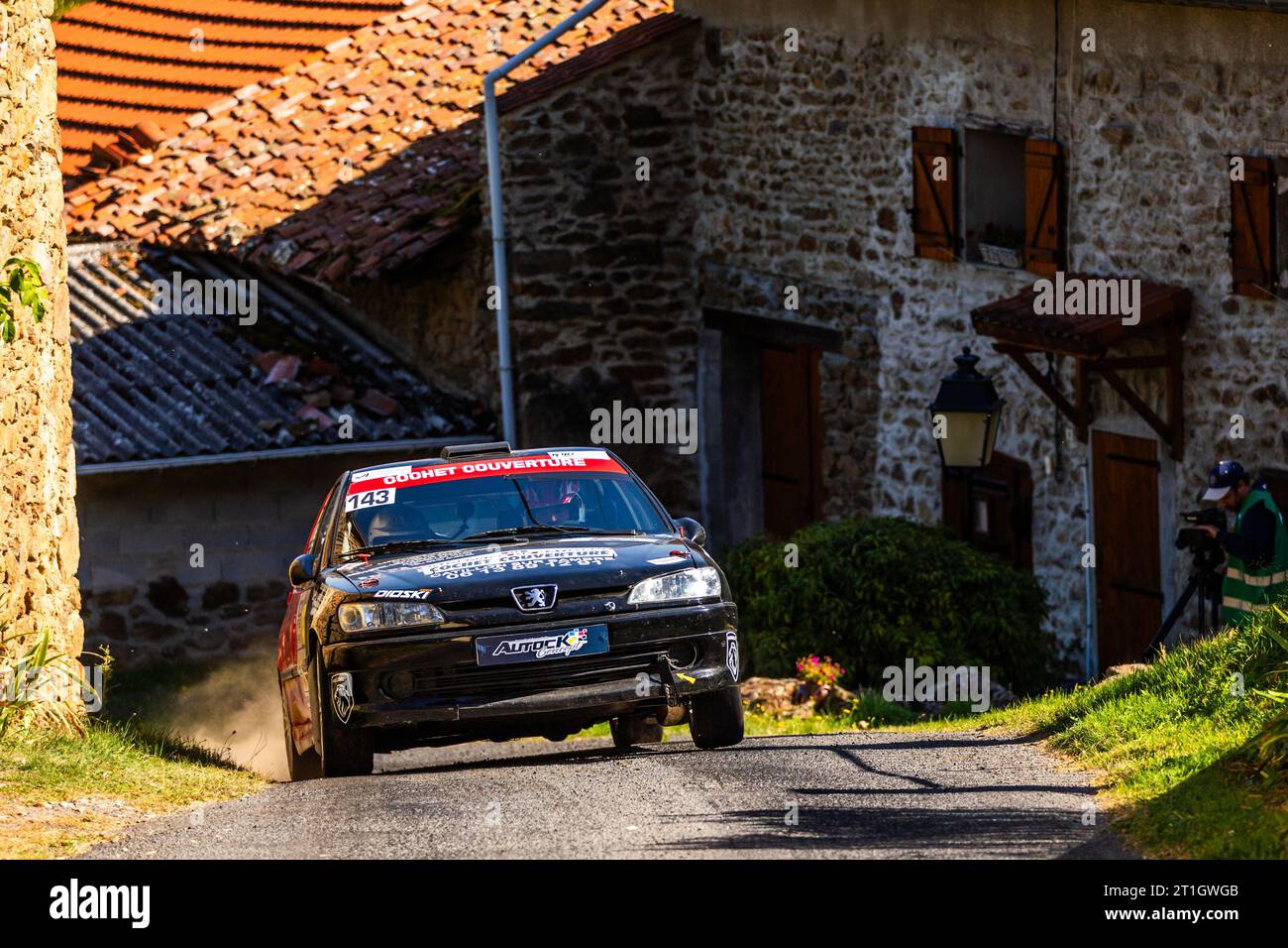 Ambert, Frankreich. Oktober 2023. 143 COCHET Cedric, VAILLANT Karine, Peugeot 306 S16 A7, Aktion beim Finale de la Coupe de France des Rallyes Ambert 2023, vom 12. Und 14. Oktober 2023 in Ambert, Frankreich - Foto Damien Saulnier/DPPI Credit: DPPI Media/Alamy Live News Stockfoto