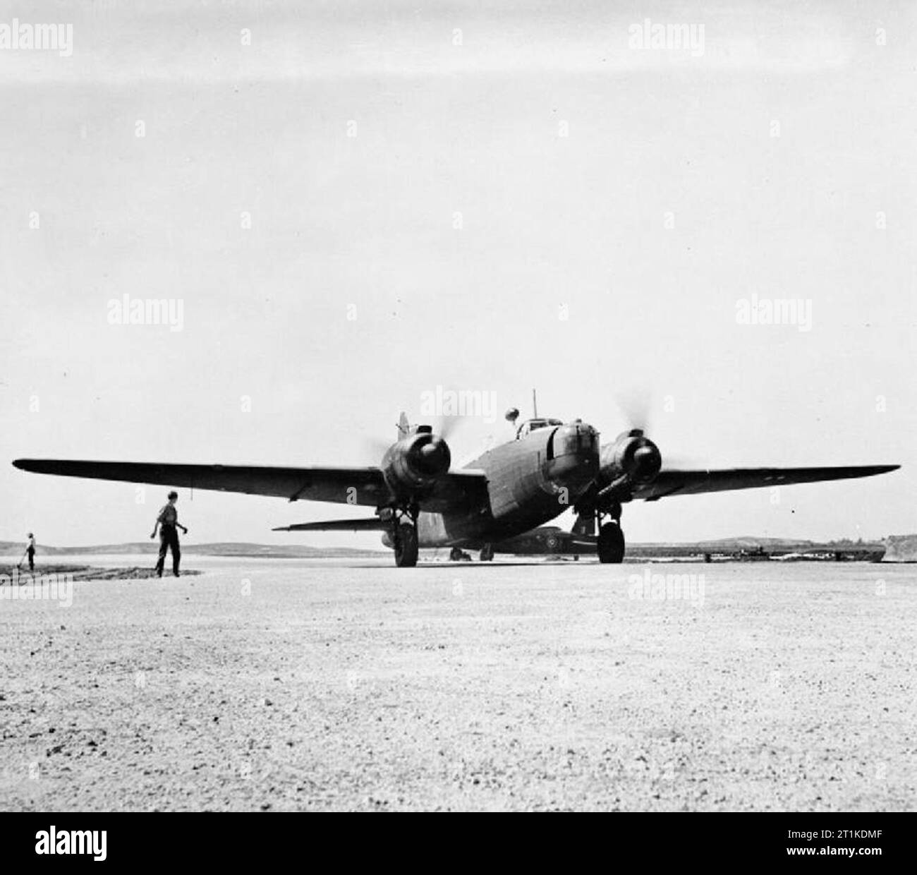 Royal Air Force im Nahen Osten, 1944-1945. Vickers Wellington von Nr. 76 betriebliche Ausbildung Einheit Taxis für eine Ausbildung beim Flug Aqir, Palästina. Stockfoto