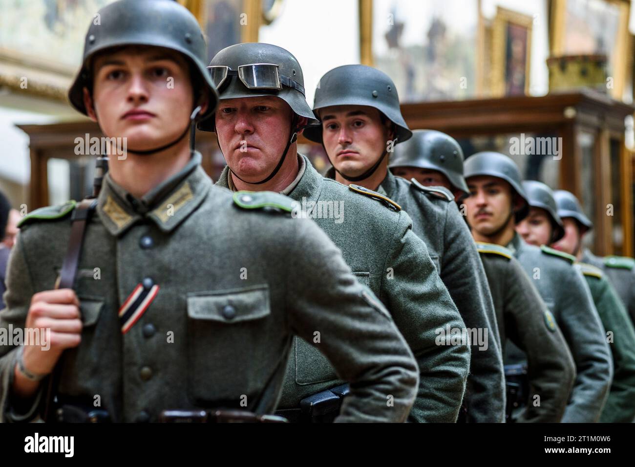 Historische Rekonstruktion verschiedener Epochen der Geschichte, Besuche, besondere Veranstaltungen zum 100-jährigen Jubiläum des Königlichen Militärmuseums in Bru Stockfoto